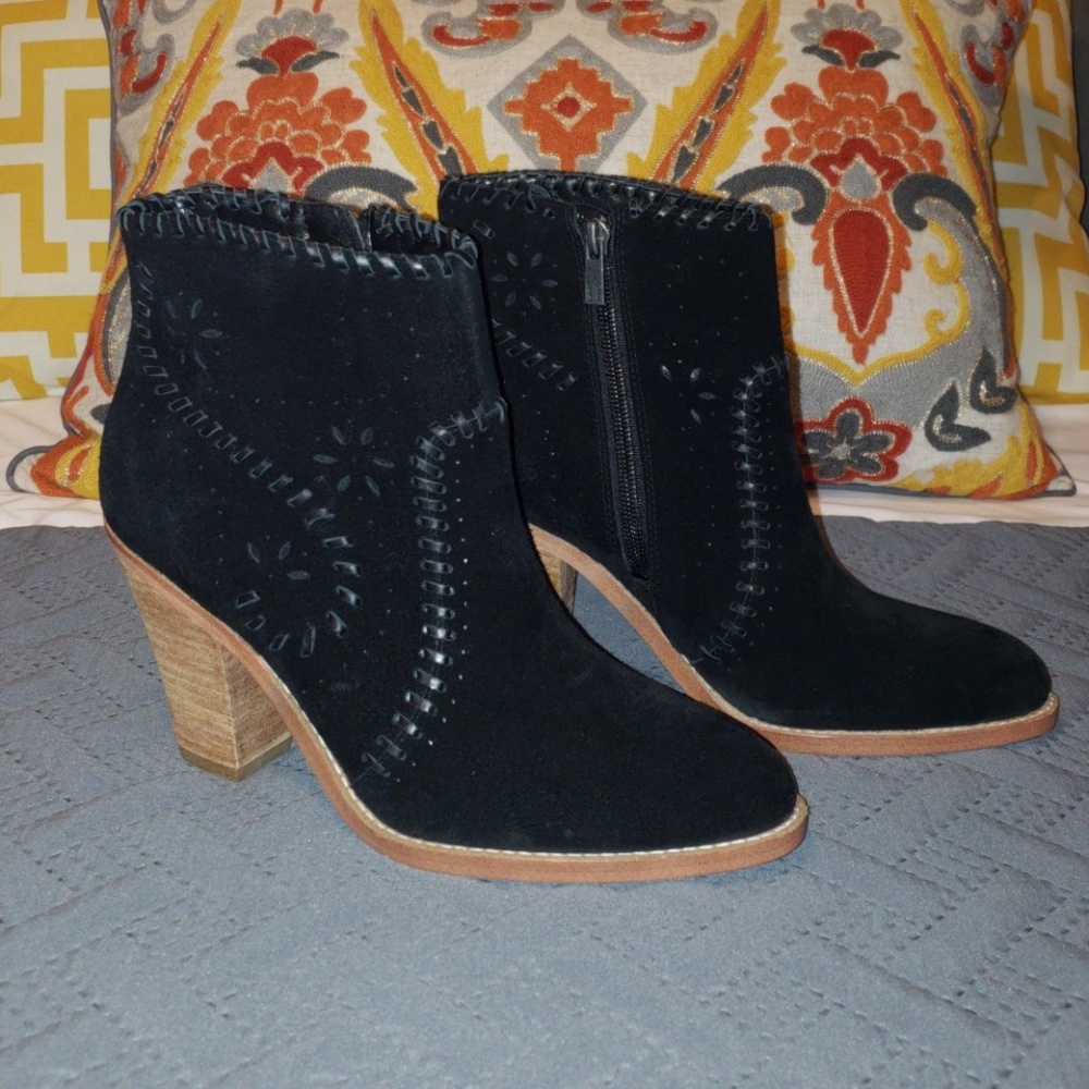 Ivanka Trump black suede Booties